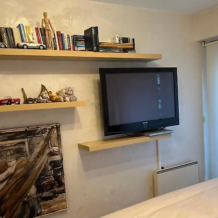 Un Bijou De 120 M Paris