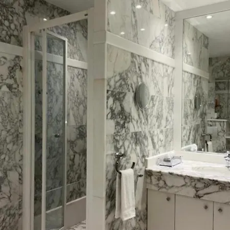 Un Bijou De 120 M Apartment